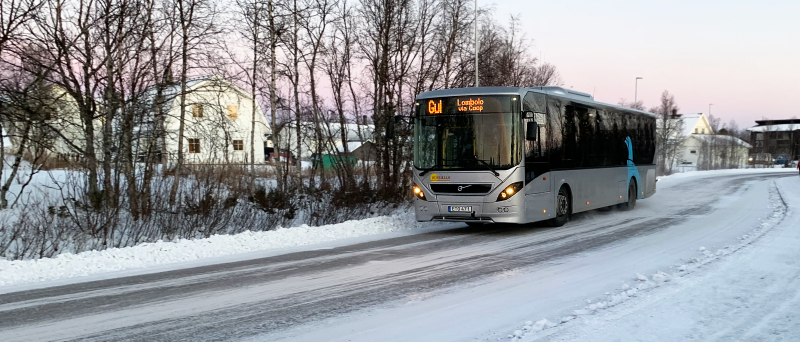 Buss på vinterväg