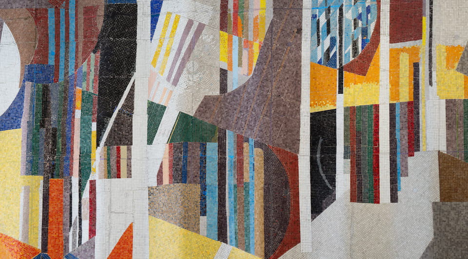 Fotot visar mosaik i olika färger.