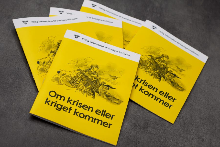 Fler broschyrer av Om krisen eller kriget kommer.