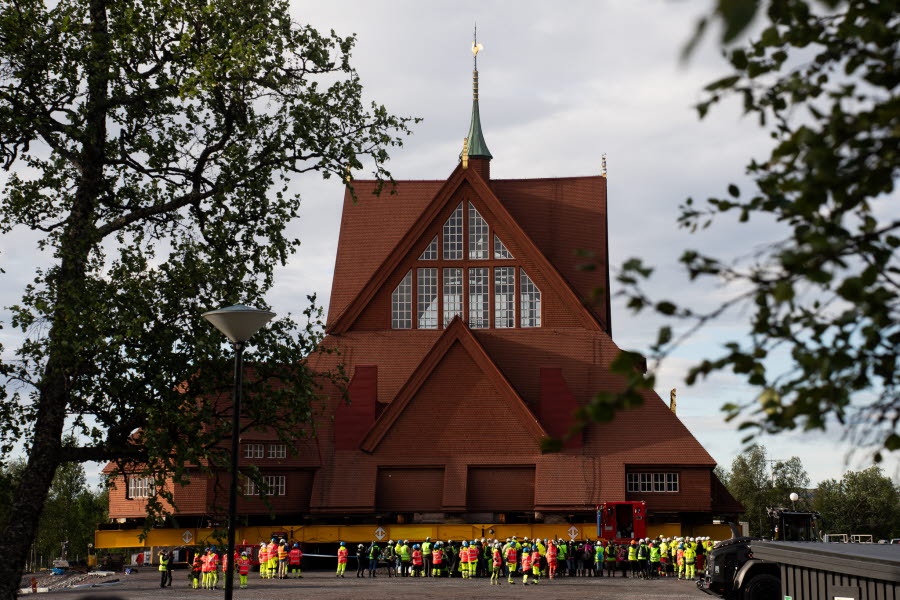 Kyrkflytt 19-08-2025. Foto: Klara Enbom Burreau