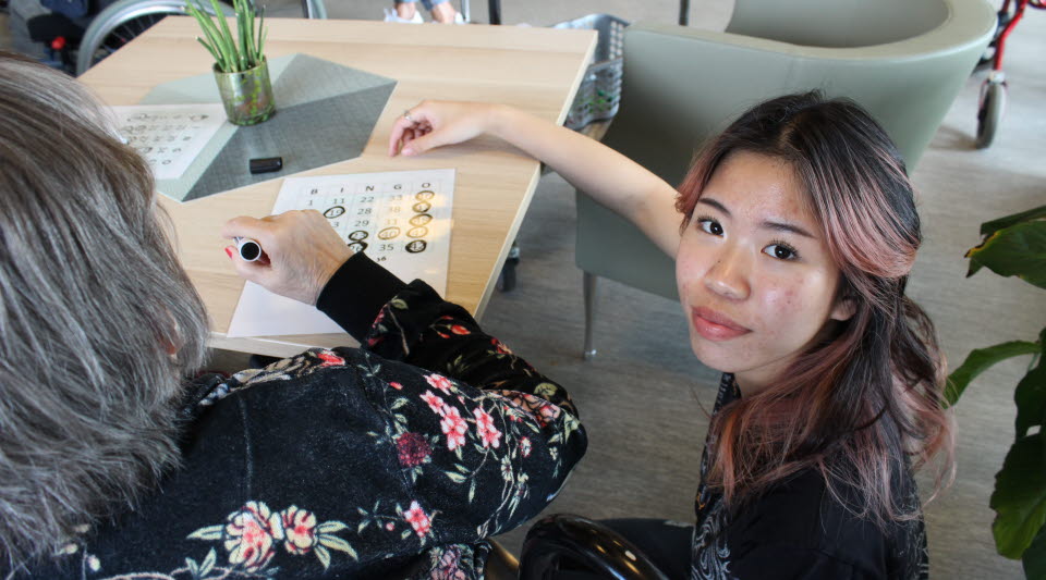 Jobba inom vård och omsorg på skolloven